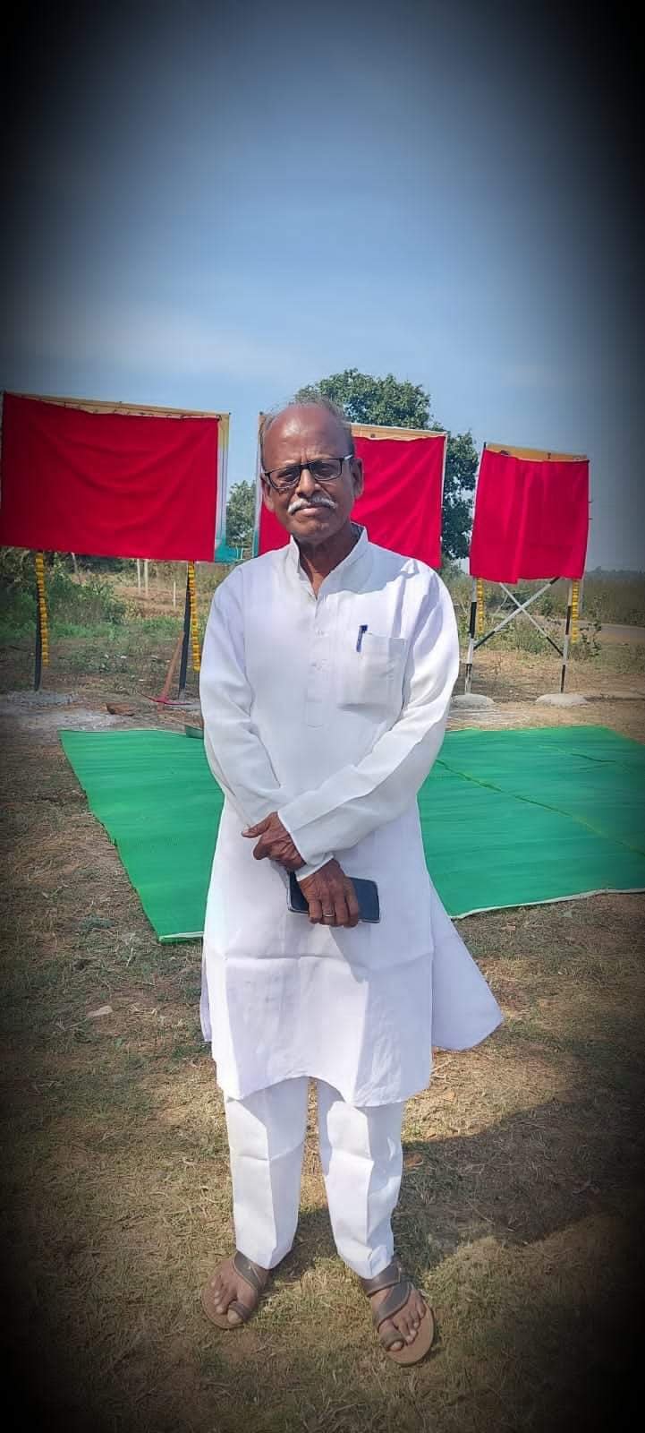 चंद्रशेखर चन्ने हे महाराष्ट्र प्रदेश कमेटी संघटक काॅंग्रेस तथा जिल्हा काँग्रेस कमिटीचे सरचिटणीस पदाचा तथा काॅंग्रेस प्राथमिक सदस्याचा देणार राजीनामा