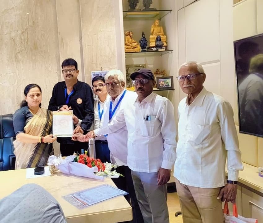 ग्राहक पंचायत महाराष्ट्र तर्फे मा. खासदार श्रीमती प्रतिभाताई धानोरकर यांना निवेदन सादर.